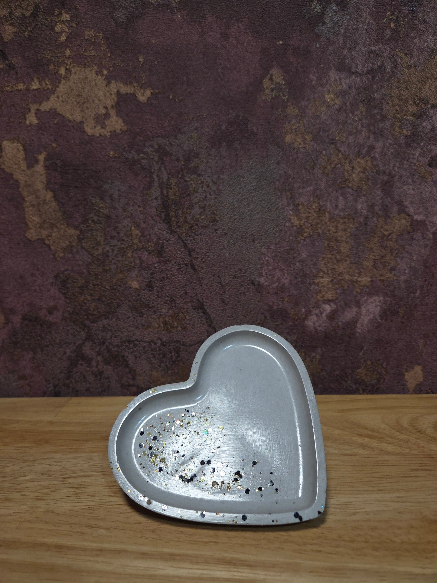 Luxe Grijze Hartjesvormig Sieradenschaaltje – Handgemaakt