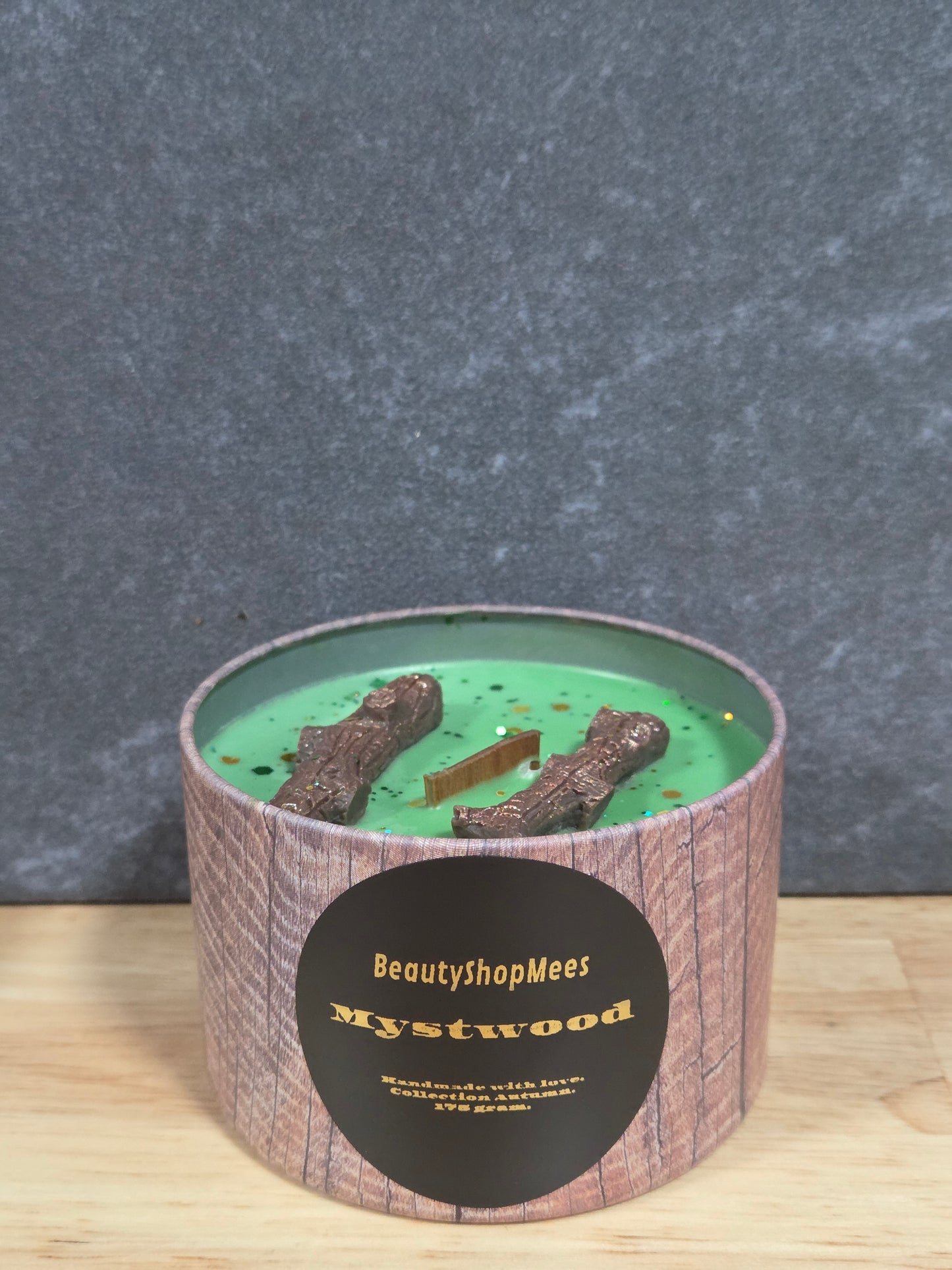 Mystwood Brown Candle – Saffraan, Balsem & Forest Oudh