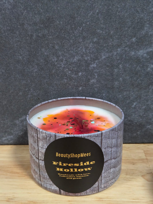Fireside Hollow Gray Candle – Hickory, Suede & Kampvuur