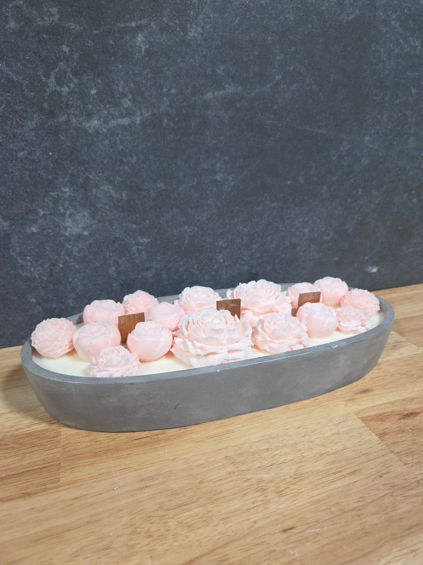 Valentine – Magnolia
Roze Candle XL