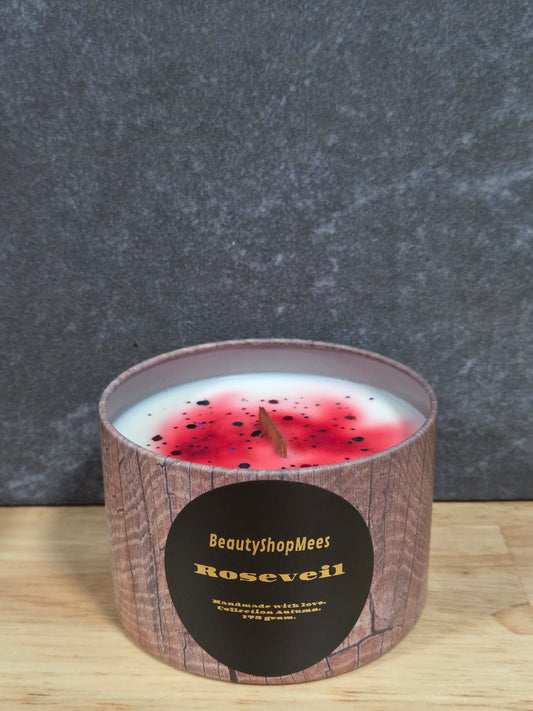 Roseveil Brown Candle – Fairy Tale Rose & Warme Vanille