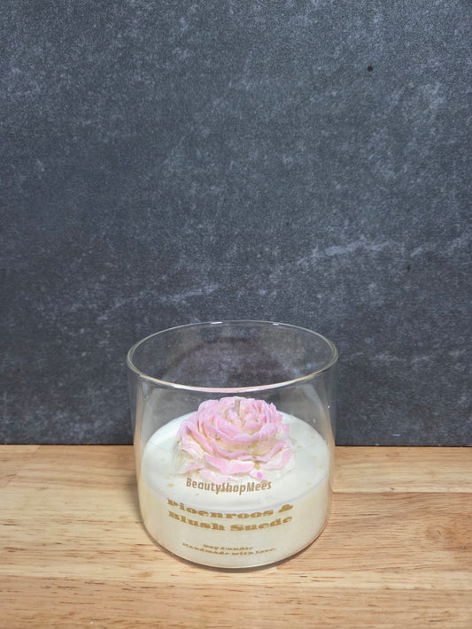 Pioenroos & Blush Suede Candle